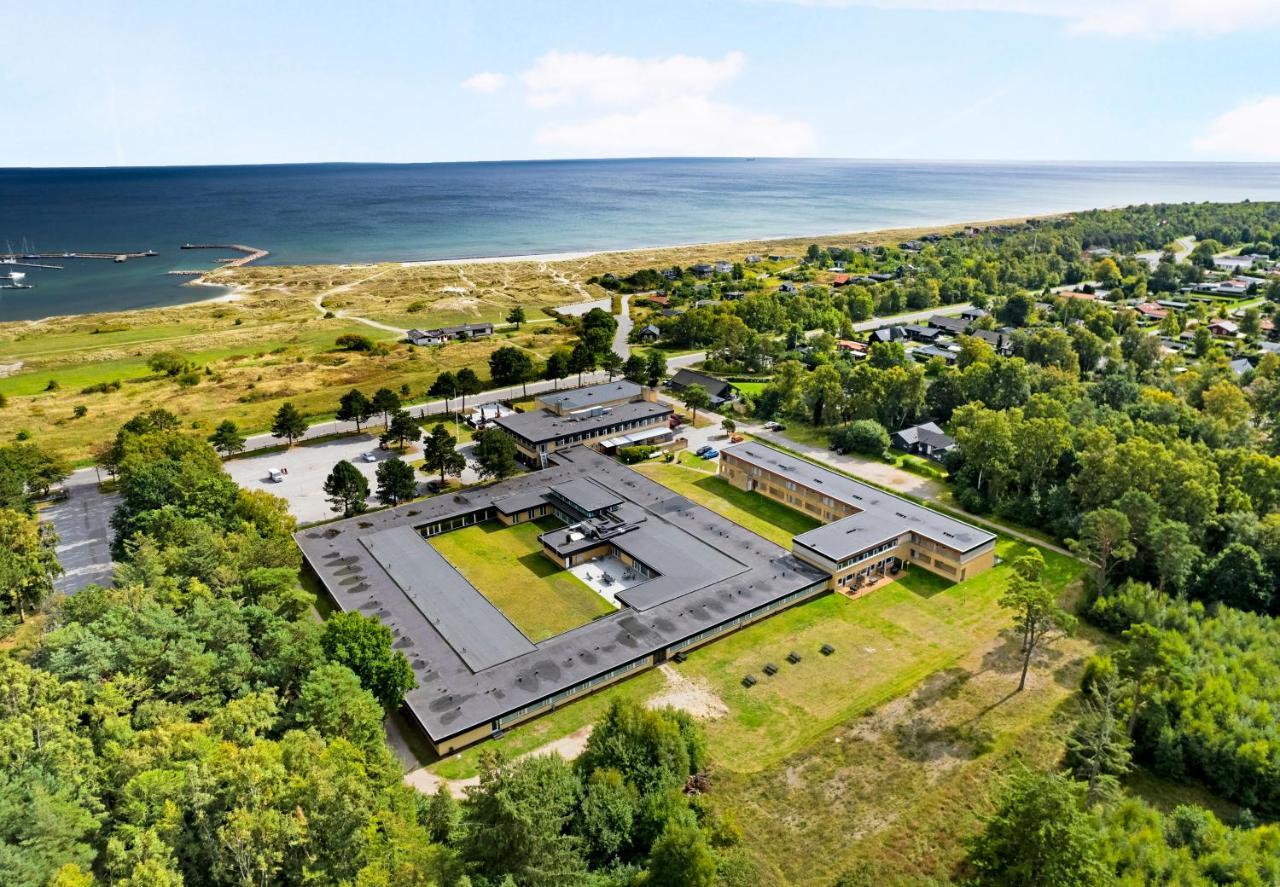 Hotel/ Apartments Marina Grenaa Bagian luar foto