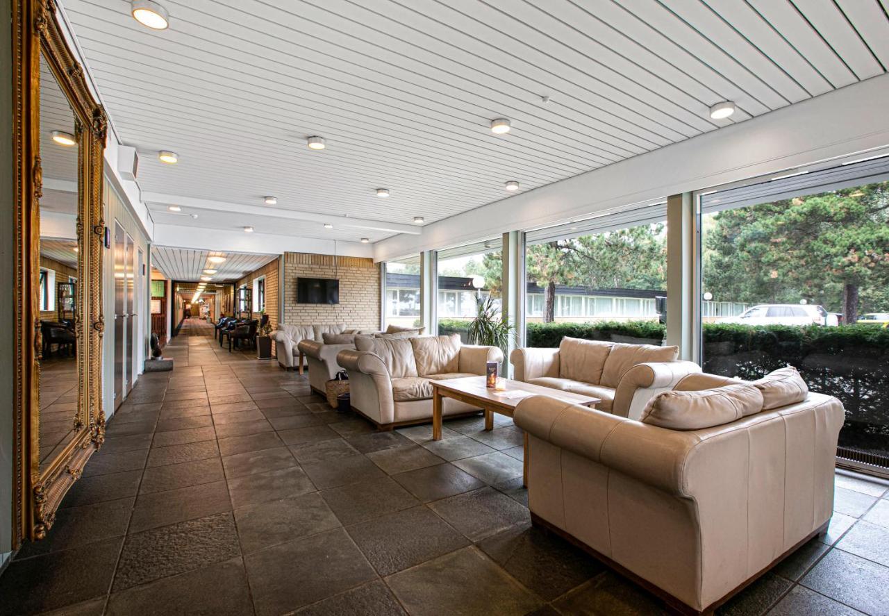 Hotel/ Apartments Marina Grenaa Bagian luar foto